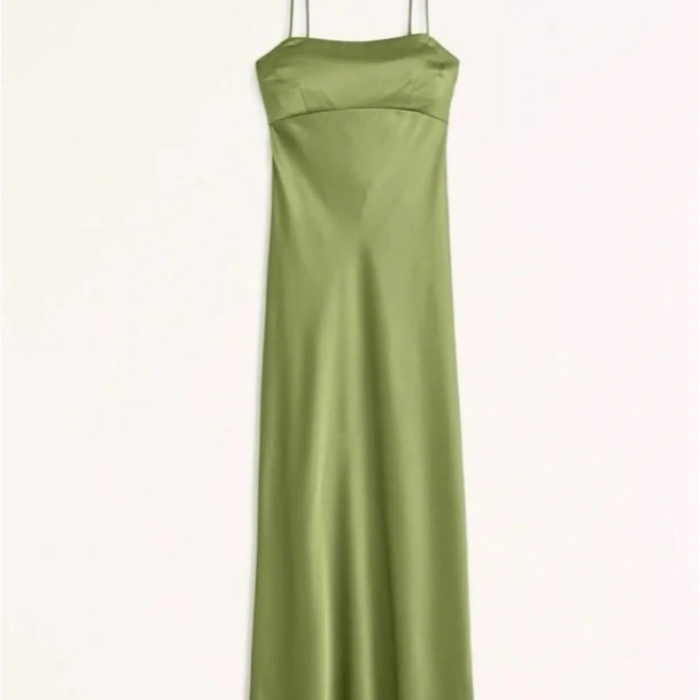 Abercrombie Green Satin Slip Dress with Spaghetti Straps Open Back NWT XSmallPet